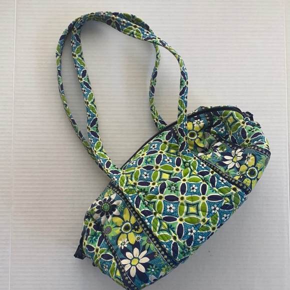 Vera Bradley Purse “Daisy Daisy” - Picture 1 of 9